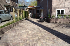 2016-04-Sierbestrating-tuinaanleg-vijver-60